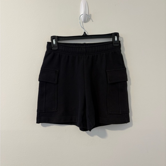 Aritzia TNA Terry Fleece Cargo Shorts XXS - Picture 2 of 5